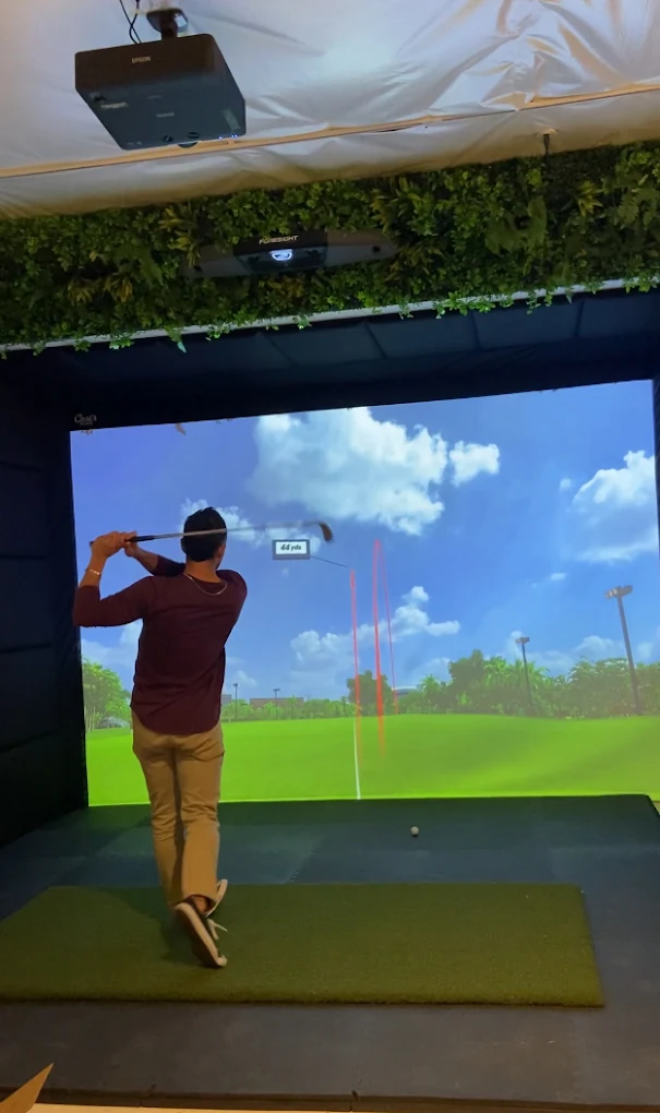 Golf simulator experience